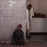 Tunis-žebrák-prodavač
