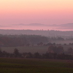 Východ nad Troskami