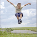 První let mladého ptáčka