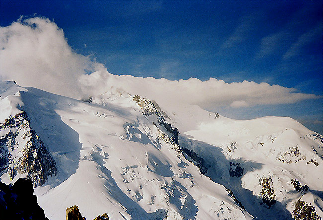 V OBLACÍCH