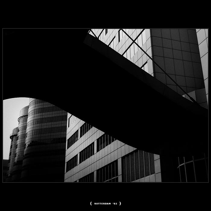 <b>r\'dam \'02</b>