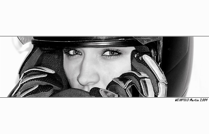 = Moto - Eyes =