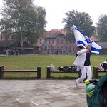 Osvětim před vstupem, no comment