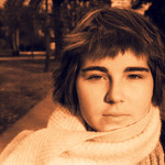 Dívka Klára, jednou v parku vyfotit se nechala