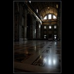 trocha vatikánské architektury