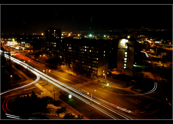 <B><U> ... mesto ...