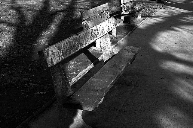 Nevyčnívat z řady