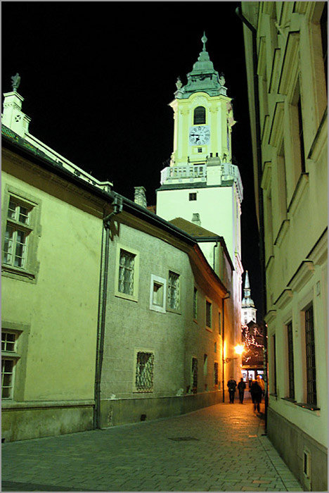 Kostolná ulica