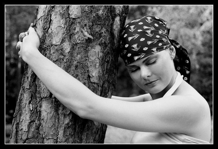 JEN CHVÍLI POUHOU ...