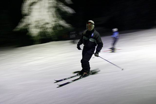 nočné lyžovanie