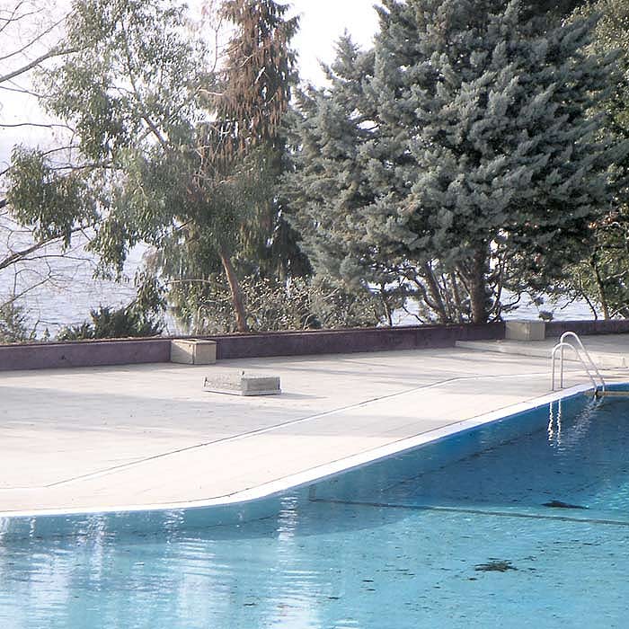 poool