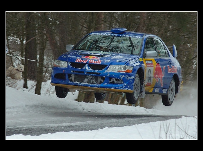 -- Red Bull Vám dává křídla --