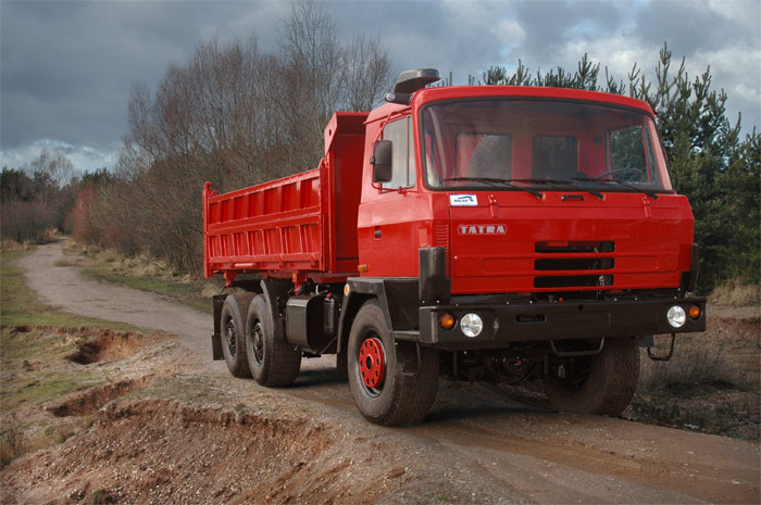 T  8 1 5