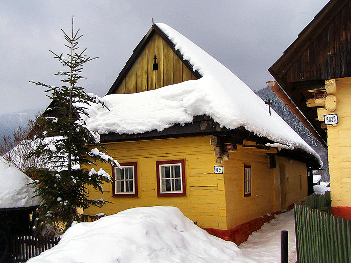 Březen, za kamna vlezem...