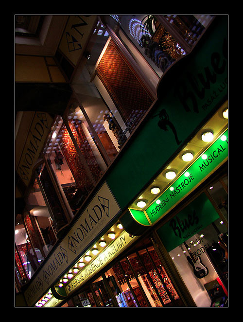 Barevná Lucerna