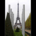 *Eiffel trosku jinak*