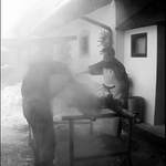 A KDYŽ UŽ SPADLO, TAK...