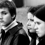 ...tváře a pohledy...