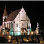 Kostel v nočním hávu