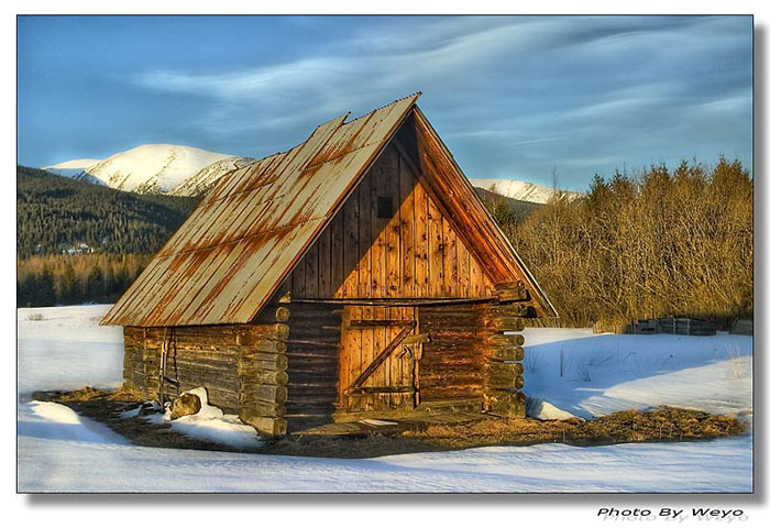 <b>Niekde na Podbánskom