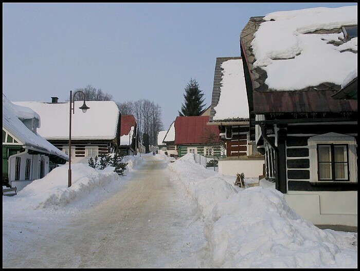 Jilemnická "Zvědavá ulička"