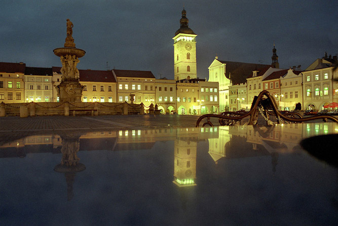 Náměstí Přemysla Otakara II. s Černou věží.