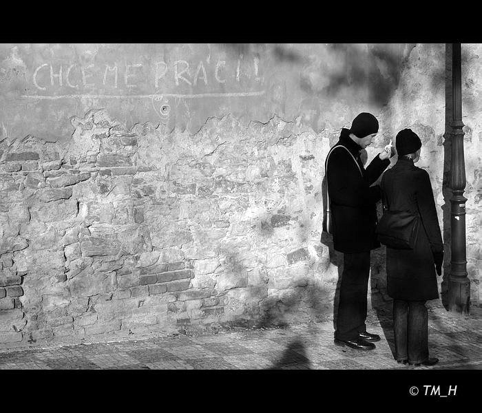 <font color=#000000><b>Chceme práci !<br>