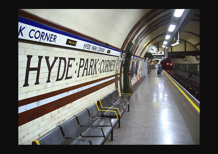 HYDE PARK CORNER
