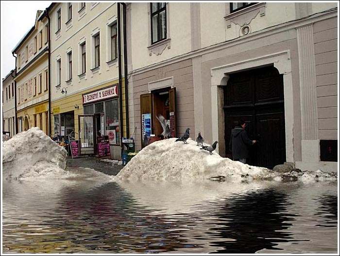 Tak už nám to taje, chlapi!