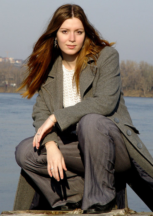 <b> kay tee </b>