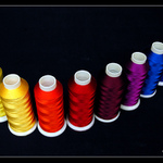 <B><U>... niťovka V ...