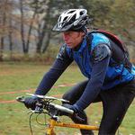 ... a jeden na kole.