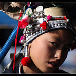 dívka z Kmene Akkha