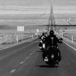 skrze Nevadskou pustinu