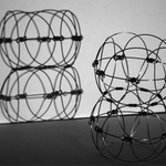 za mřížemi - uvězněný prostor