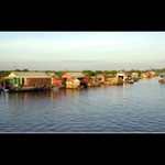 Přístaviště u jezera Tonle Sap v Kambodži