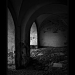 <B>TEMNÁ STRANA 2<hR></b>(...temná strana...)<br><b>