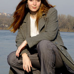 <b> kay tee </b>