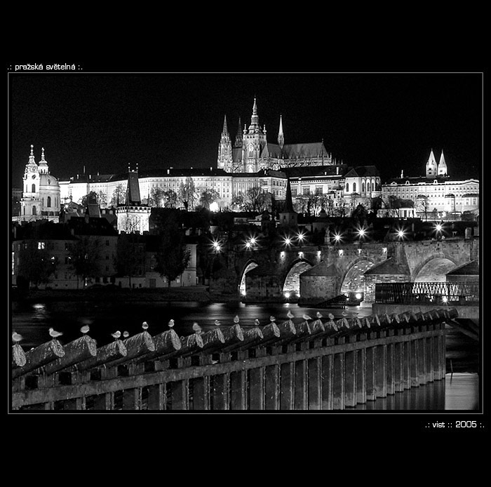 PRAŽSKÁ SVĚTELNÁ