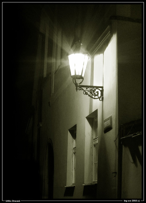 Uličká Ztracená (Kroměříž) - Retro