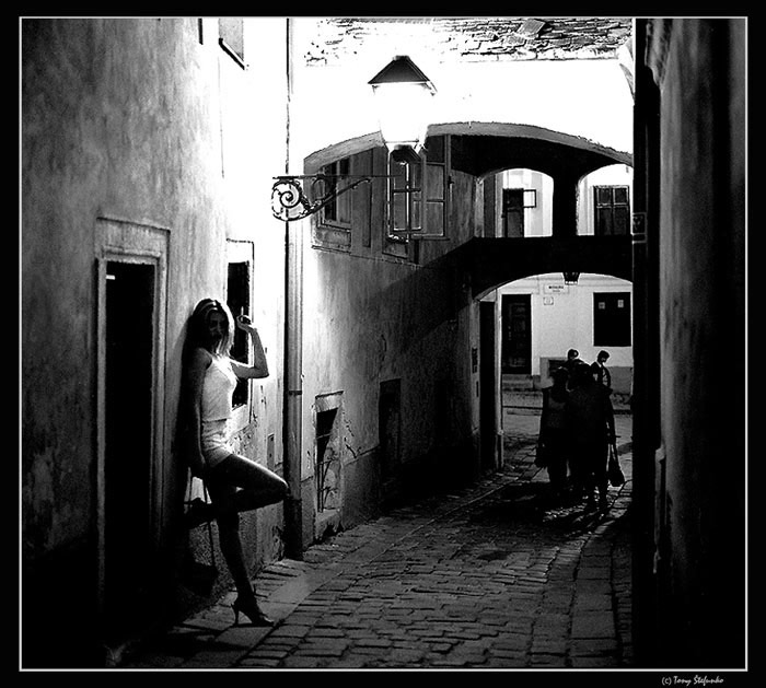 --- V ulicke lll ---