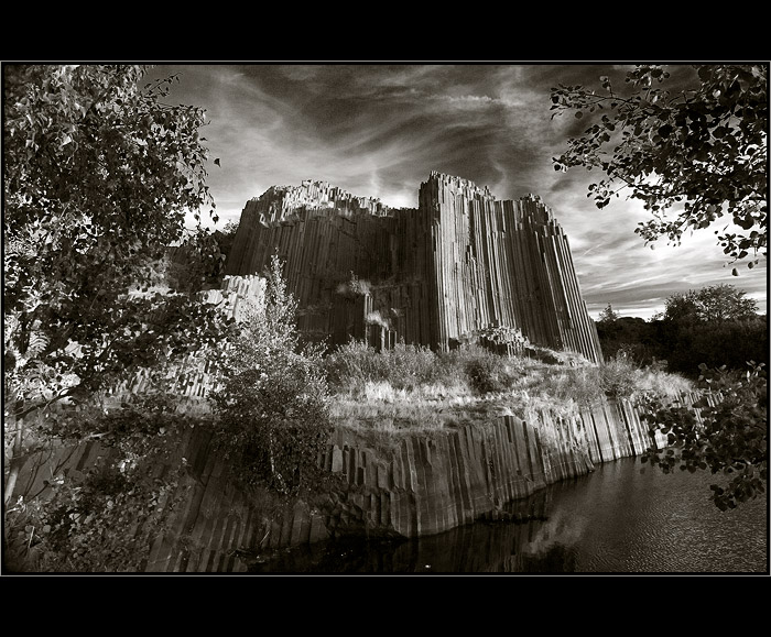 <b>Přírodní symfonie IV.</b>