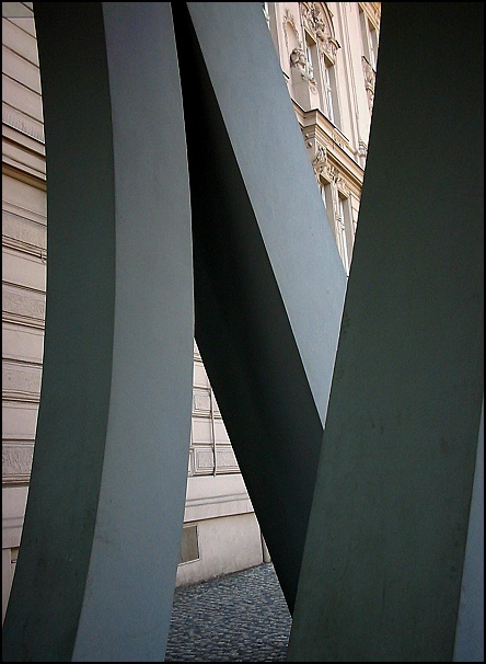 "N"