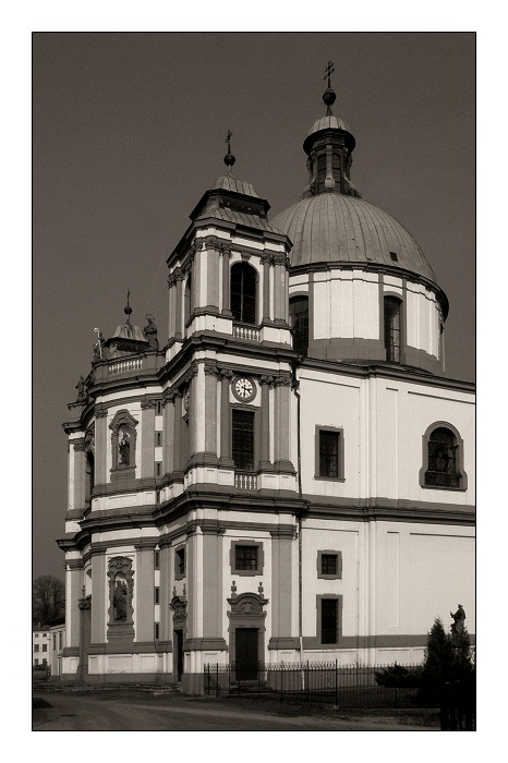 Basilika sv. Vavřince a sv. Zdislavy