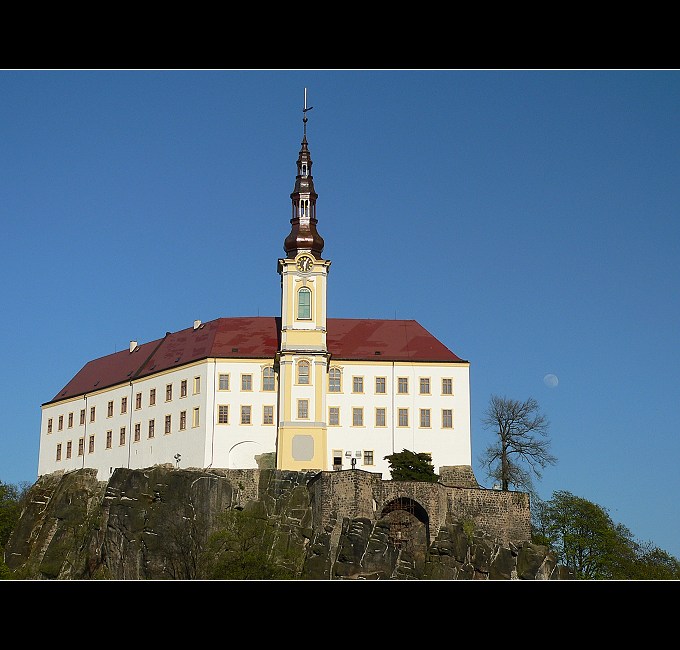 Zámek v Děčíně