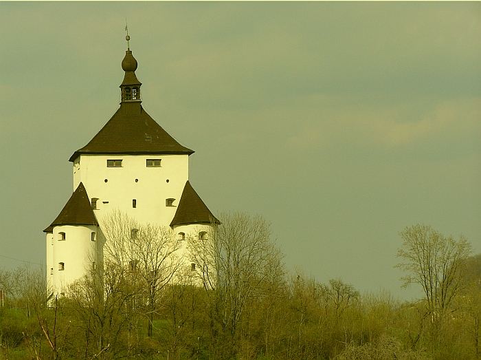 zámoček...z kariet...