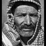 Pískem větrem ošlehaný