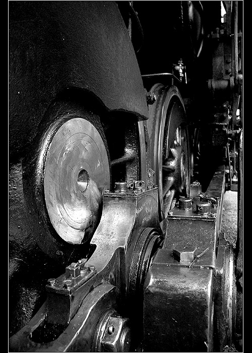 <B><U> ... lokotka ...</B></U>