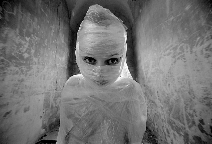 NO IDENTITY