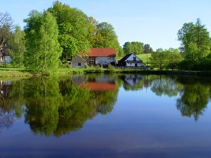 <B>Idylka</B>